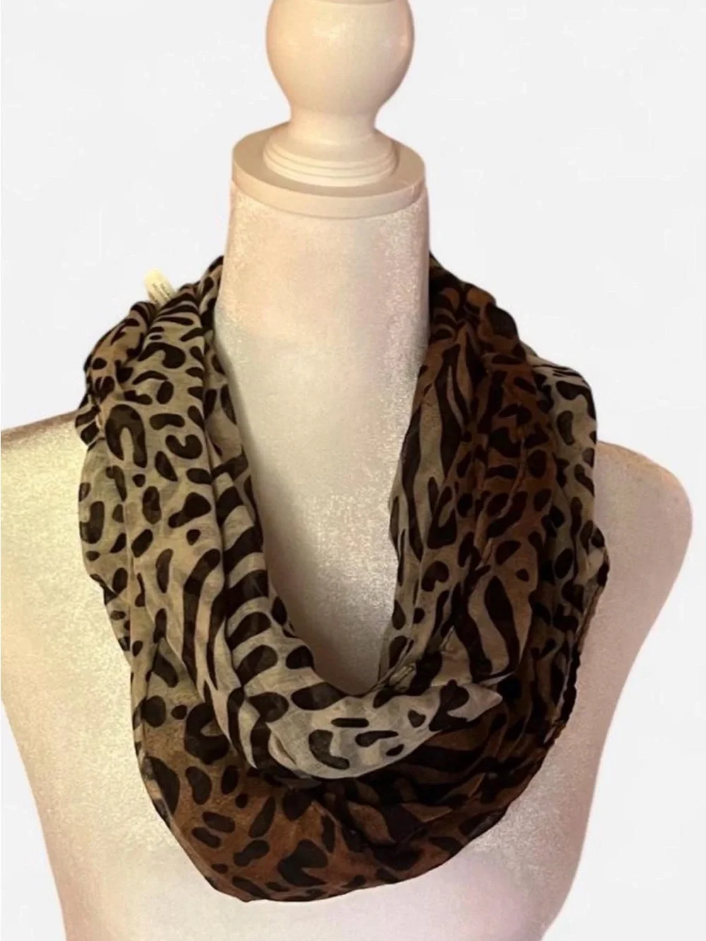 Leopard Print Infinity Scarf - Brown & beige